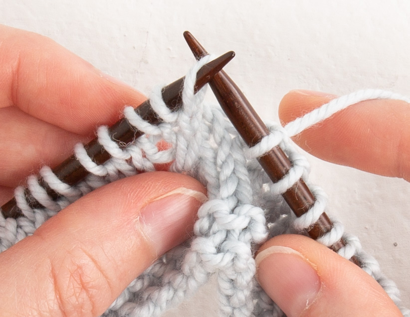 Decrease method, right twist, step 4