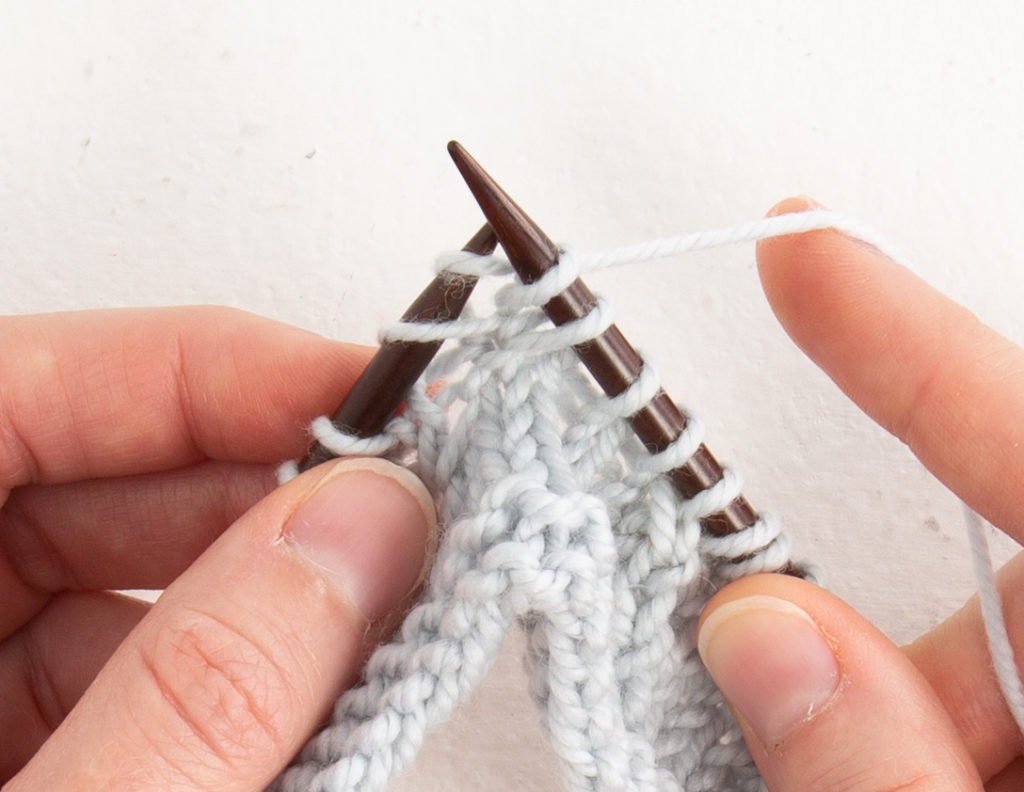 Twisty method, right twist, step 4